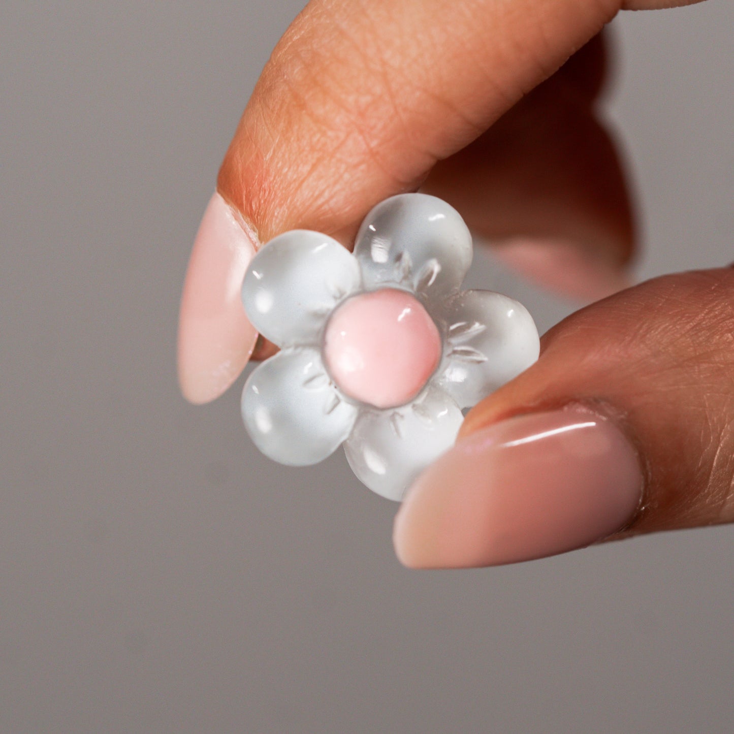 5pcs Mini Translucent Flowers Magnets